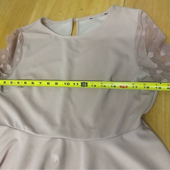 Shein Curve Women’s Pink Peplum Top LS Sheer Polka Dot Sleeve Keyhole Shirt 1XL - Picture 5 of 6